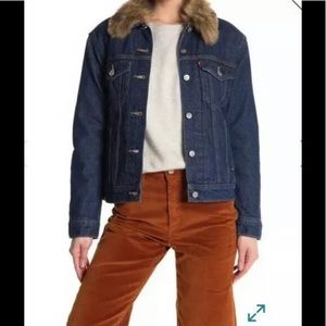 Levi’s boyfriend denim jacket dark blue S